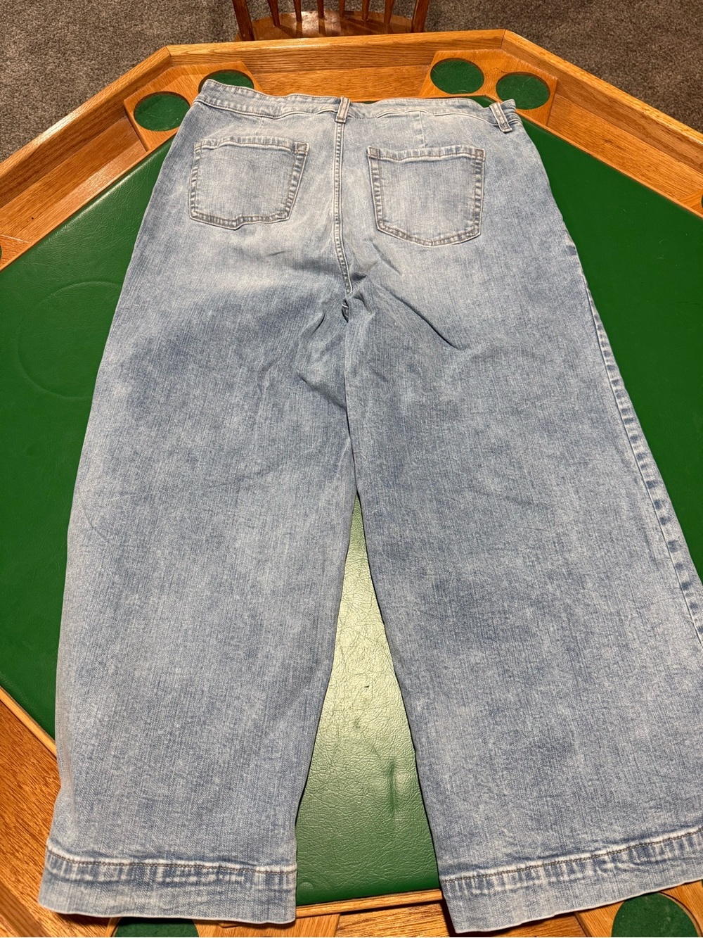 Torrid Crop High rise size 14 - Picture 4 of 4